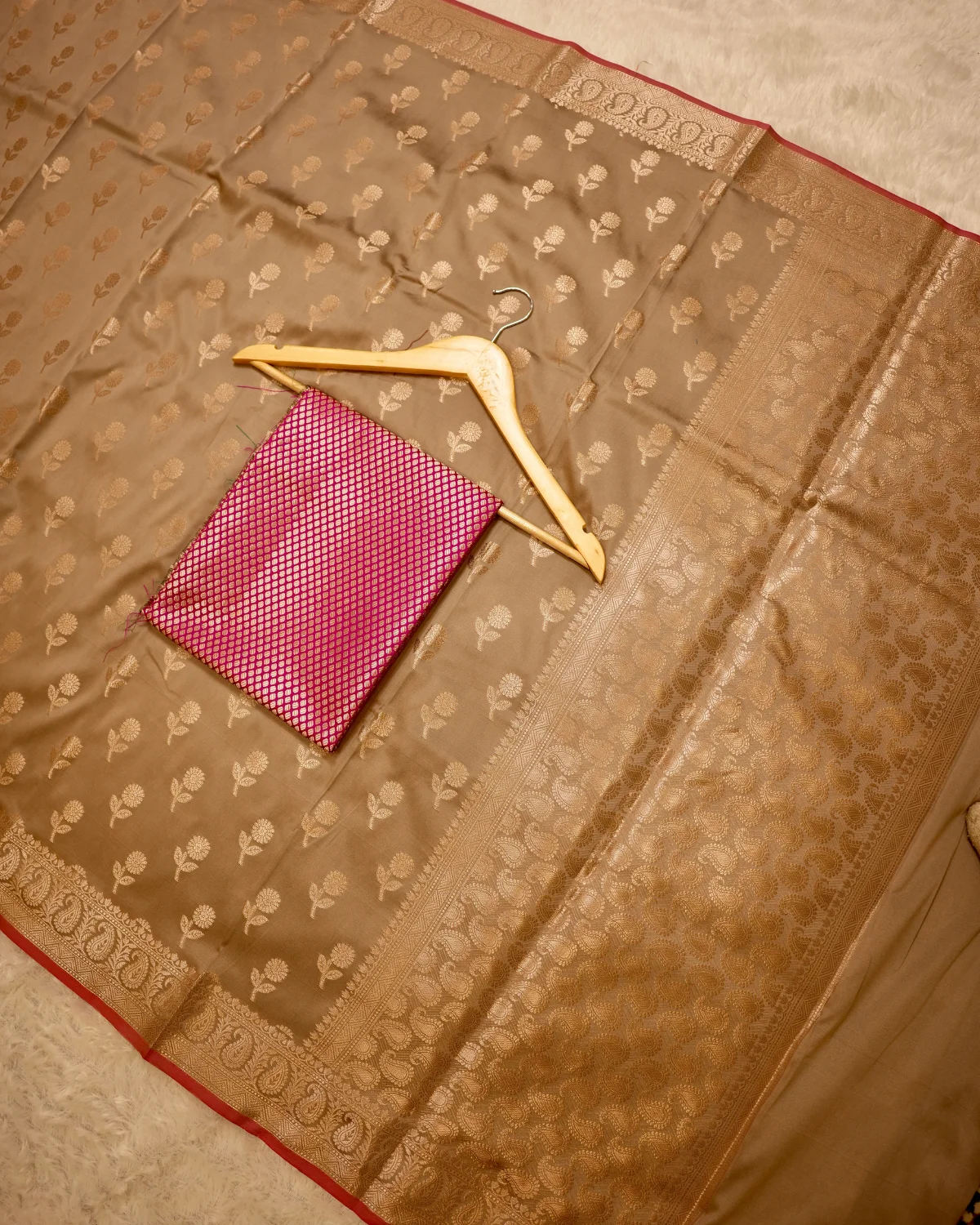 Choco Brown Banarasi Buti Saree – Traditional - Image 2