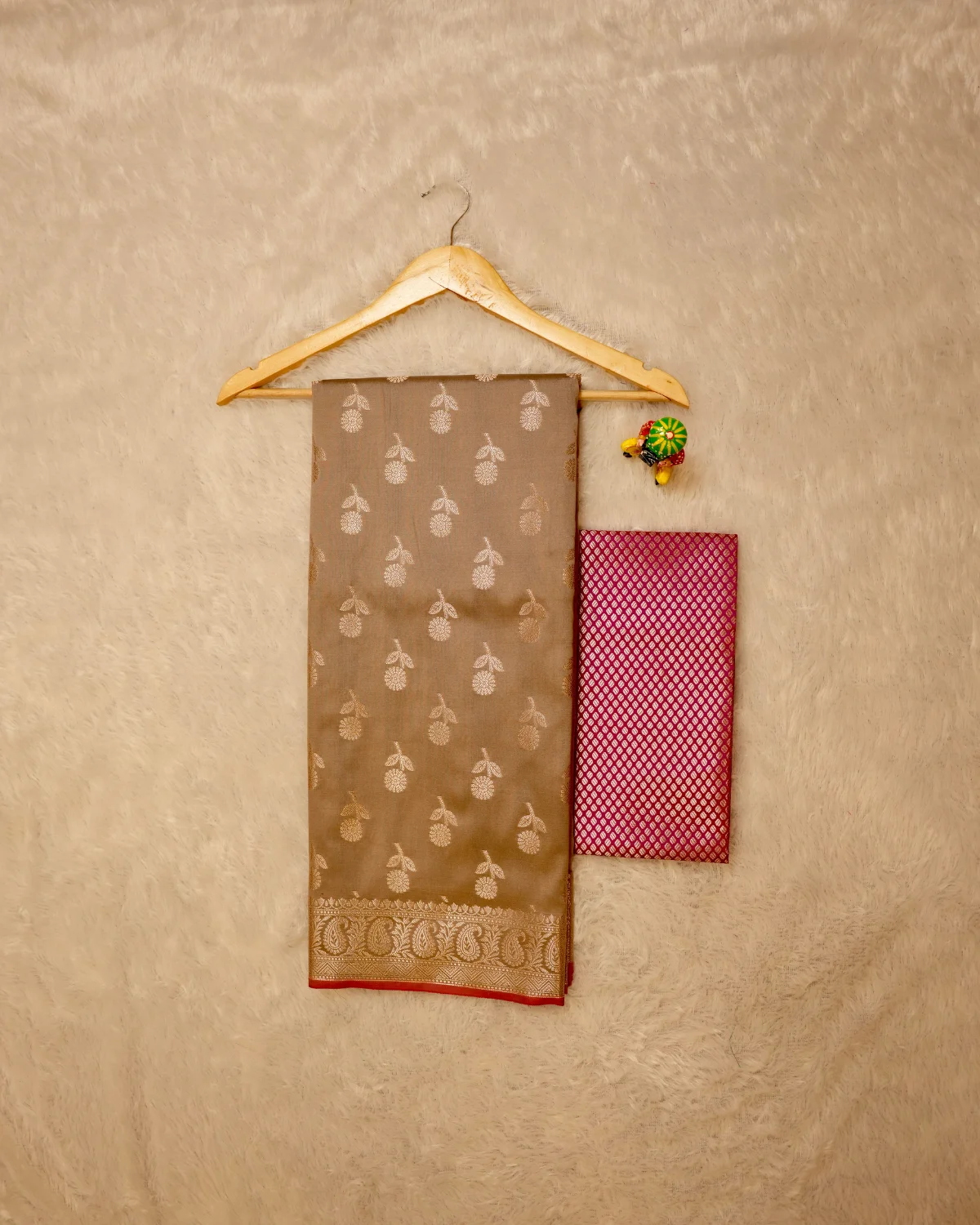 Choco Brown Banarasi Buti Saree – Traditional - Image 3